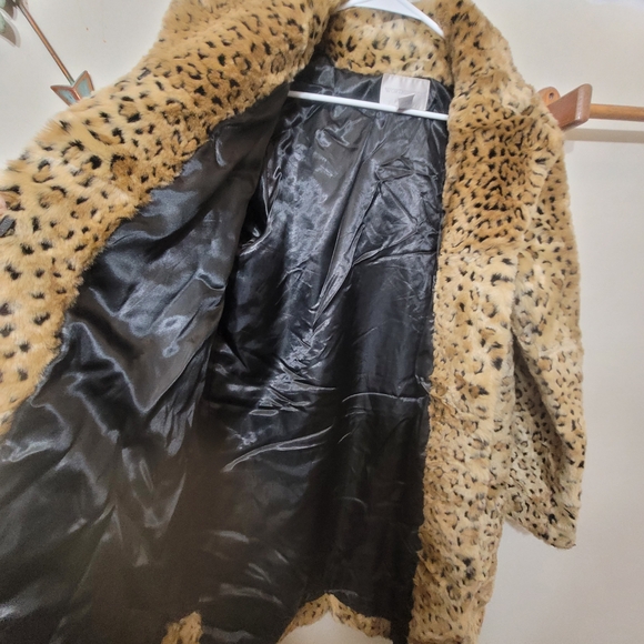 Worthington Leopard-Print Faux Fur Coat in Tan and Black - Picture 2 of 5
